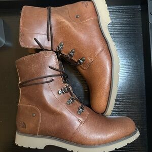 North Face leather boots. Brand new!